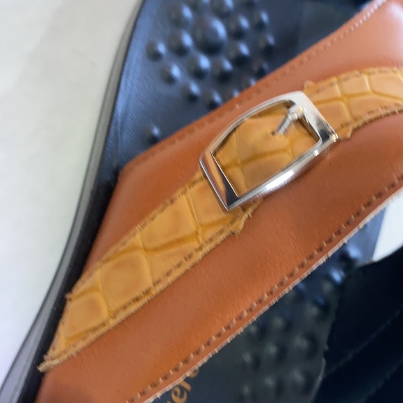 Aerothotic Sandals, Brown with Tan. Size 39 - Picture 5 of 6